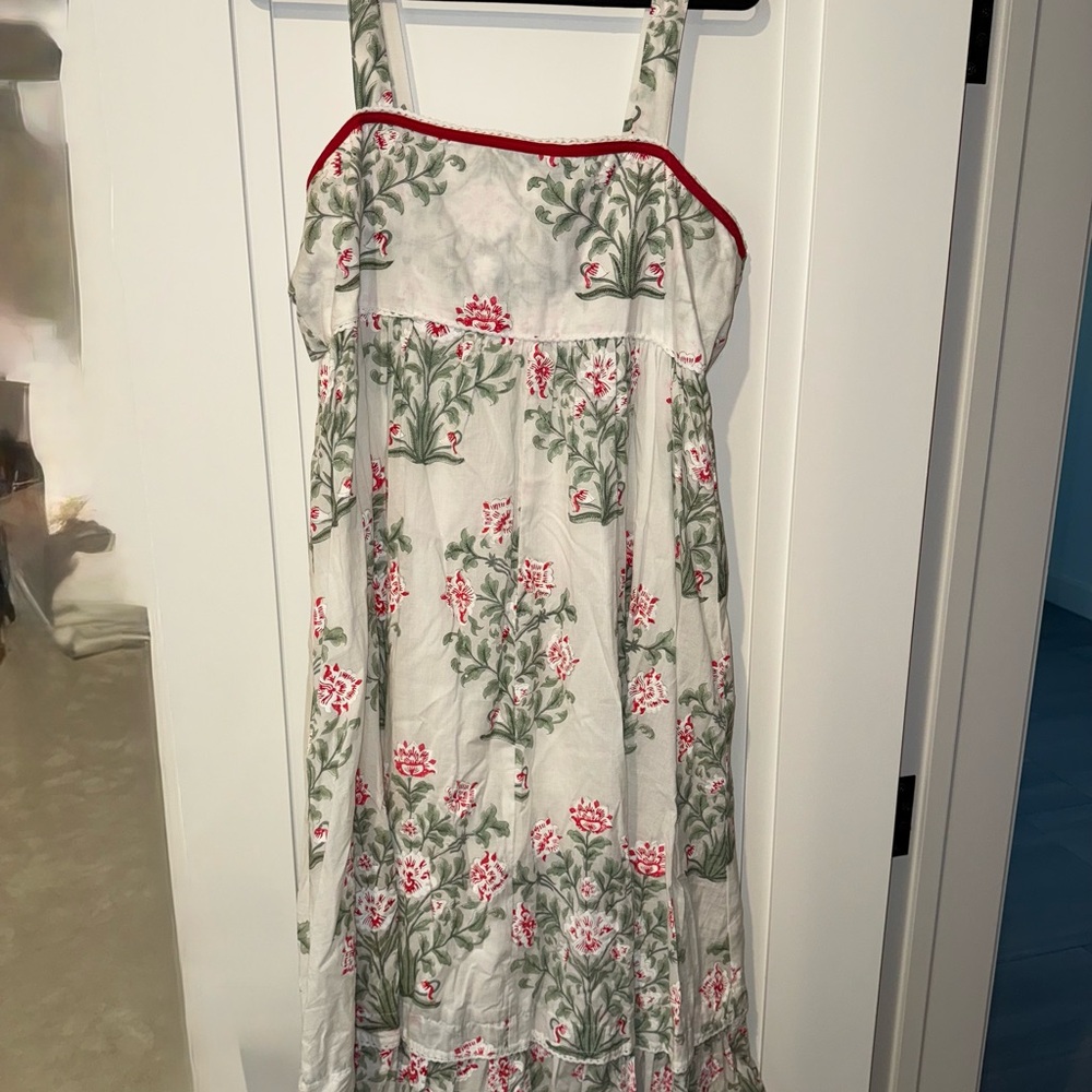 Juliet Dunn White Dress with red and green floral detail